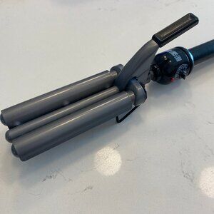 Triple Barrel Wave Curling Iron
